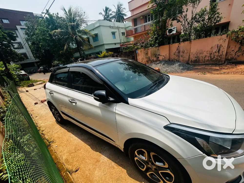 Hyundai I20 2020 Sportz Top Model Petrol Good Condition