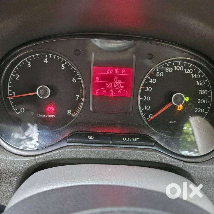 Volkswagen Vento Petrol Highline At, 2014, Petrol