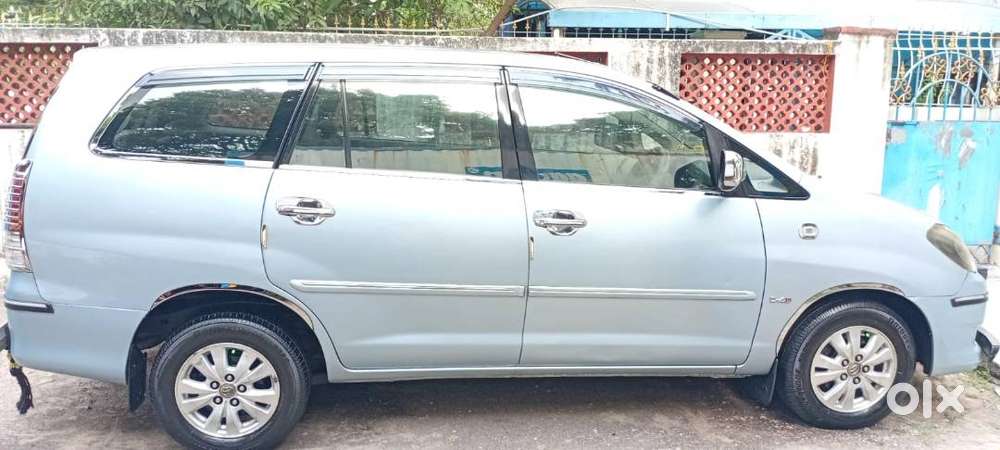 Toyota Innova 2.5v 2010 Model Fc-01-05-2030 Full Company Serviced Car