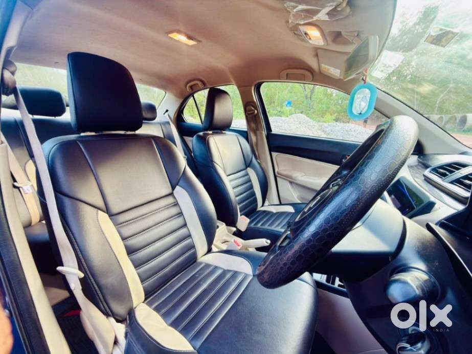 Maruti Suzuki Dzire Vxi Ags, 2022, Petrol