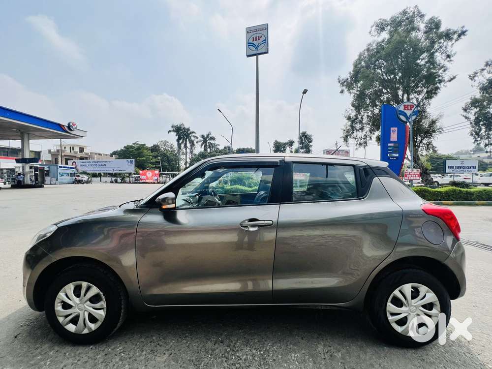 Maruti Suzuki Swift Vxi Optional, 2022, Petrol