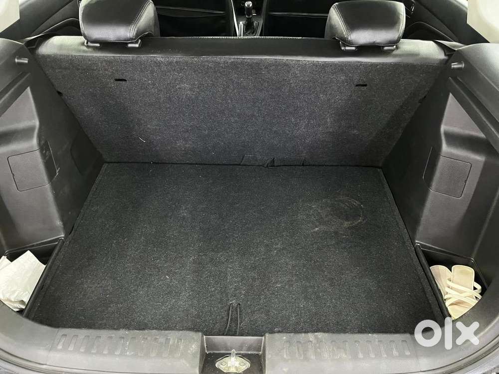 Maruti Suzuki Brezza 2023 Petrol Well Maintained