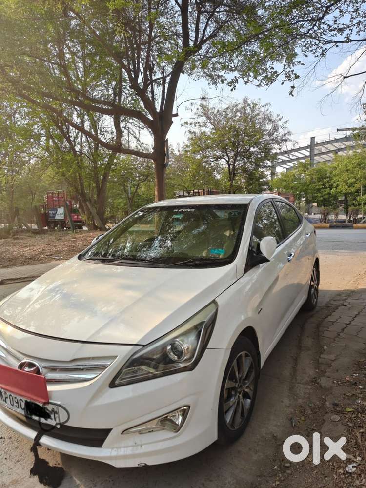 Hyundai Fluidic Verna 2015