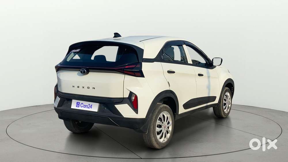 Tata Nexon Smart Plus S 1.2 Revotron Petrol 5 Mt, 2024, Petrol