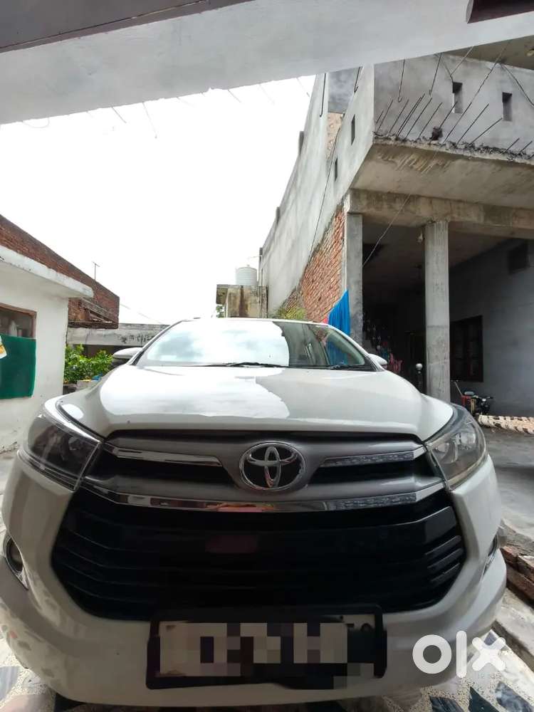 Toyota Innova Crysta 2018