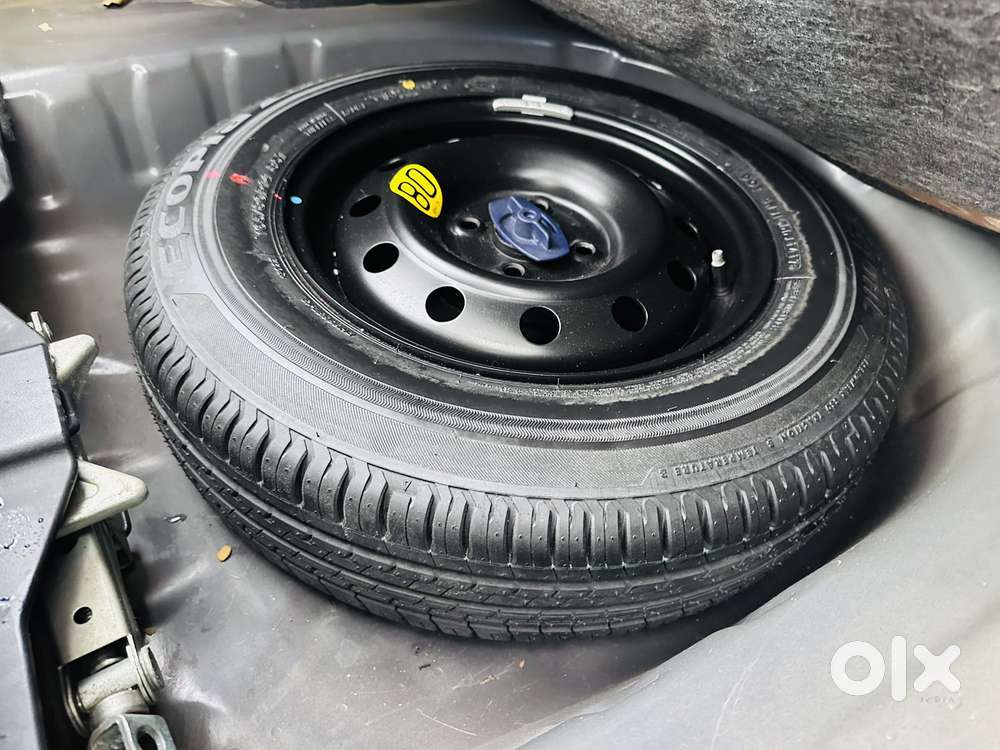 Maruti Suzuki Swift Dzire Zxi+ Amt, 2017, Petrol