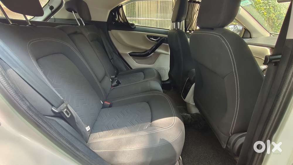 Tata Nexon 1.2 Revotron Xz Plus (s), 2024, Petrol