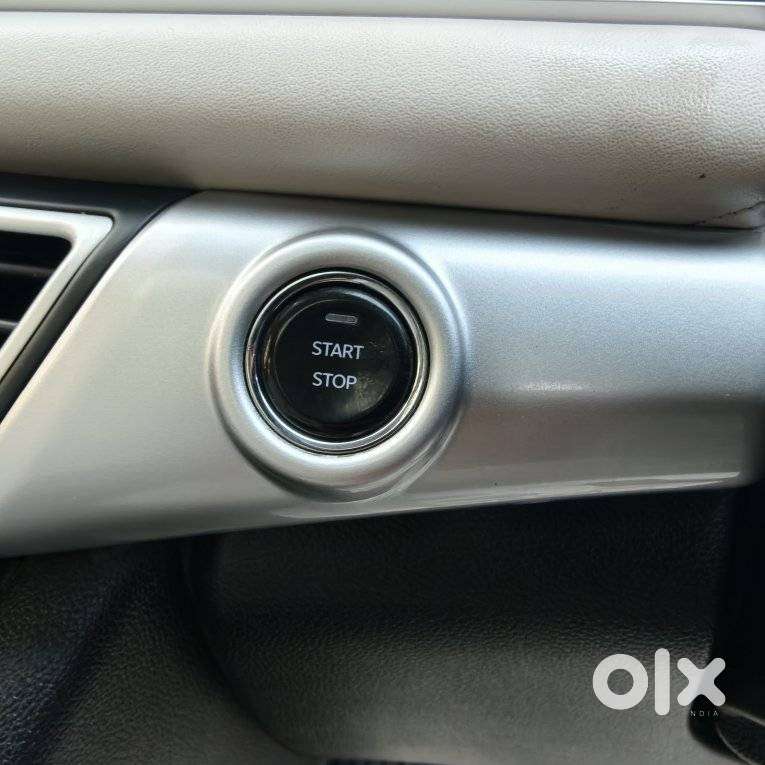 Mahindra Xuv700 2.2 Ax 7 Diesel At Luxury Pack Str, 2022, Diesel