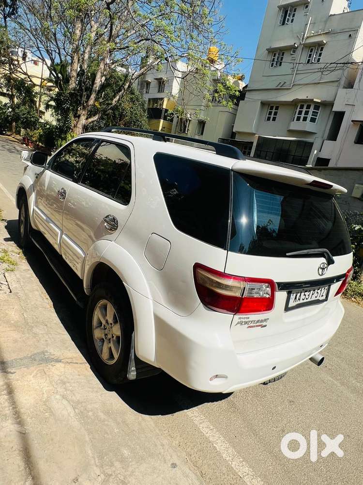 Toyota Fortuner 3.0 4x4 Manual, 2010, Diesel