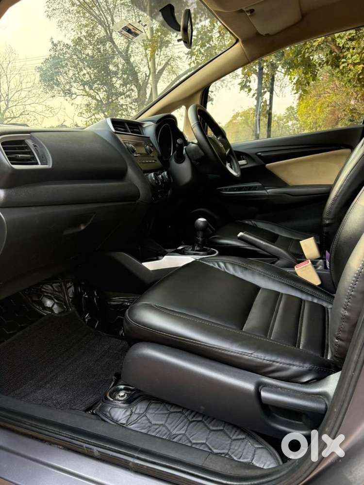 Petrol Car Under 3.50 Lacs Budget. Owner First