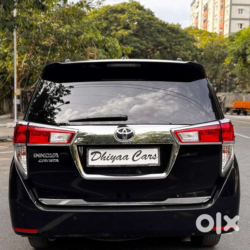 Toyota Innova Crysta 2.4 G Mt, 2023, Diesel