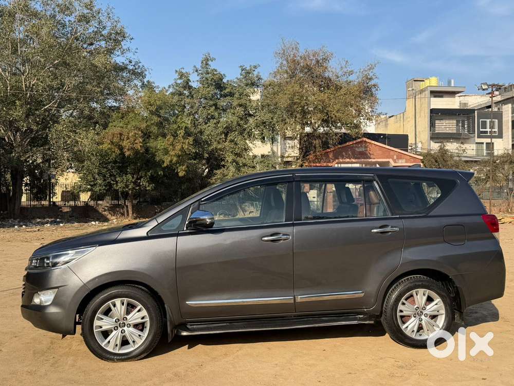 Toyota Innova Crysta 2.8z Automatic, 2018, Diesel