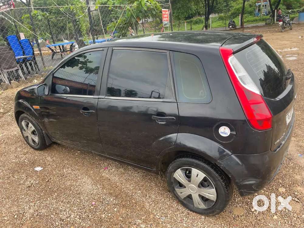 Ford Figo 2011 Diesel 102000 Km Driven