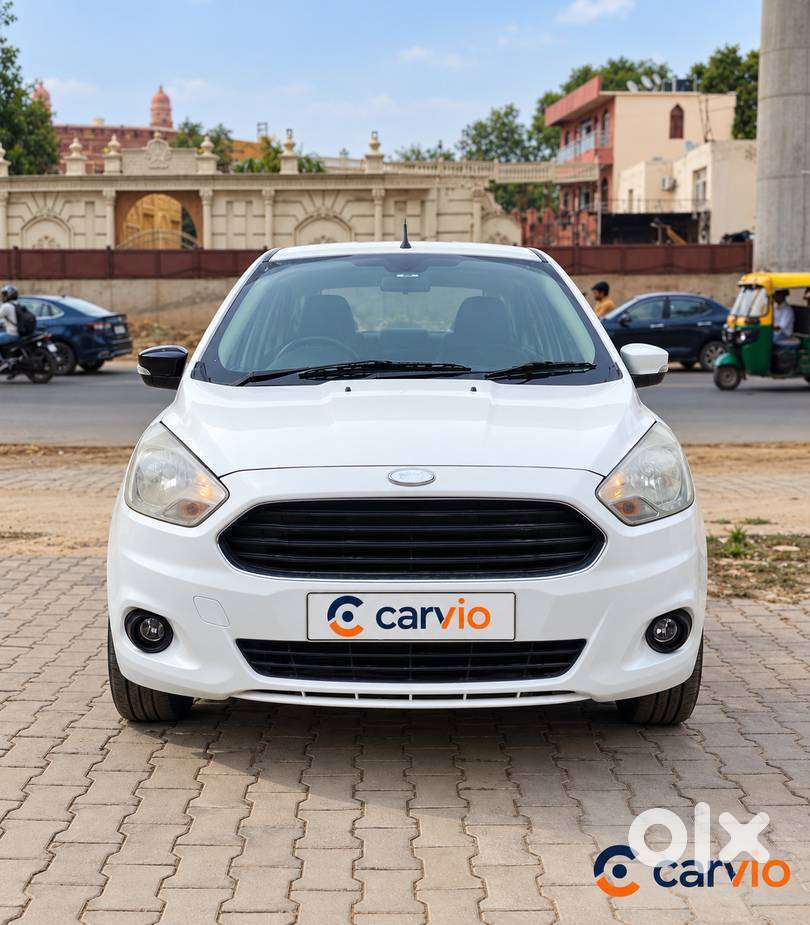 Ford Aspire Titatinium Blu Ti-vct, 2016
