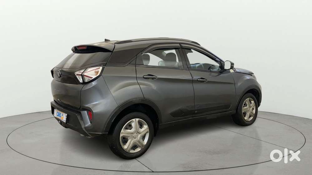 Tata Nexon 1.2 Revotron Xm (s), 2022, Petrol