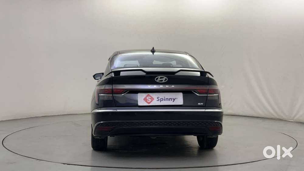 Hyundai Verna 1.5 Sx (o) Vtvt Ivt, 2023, Petrol