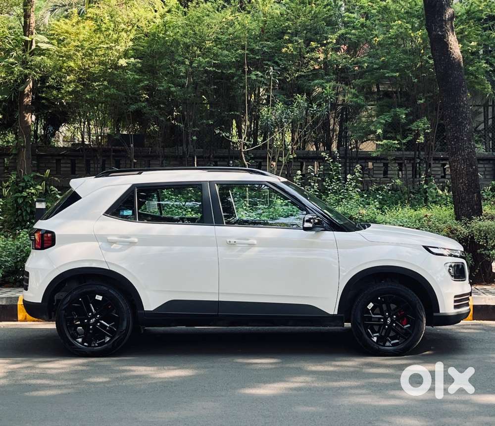 Hyundai Venue Knight Edition Petrol 2024