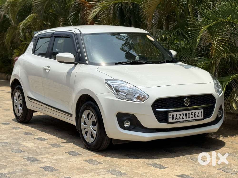 Maruti Suzuki Swift Vxi + Manual, 2023, Petrol