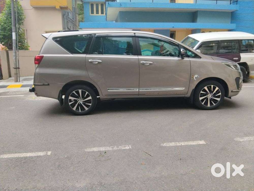Toyota Innova Crysta Zx 2.4 Diesel 7 Seater, 2022, Electric