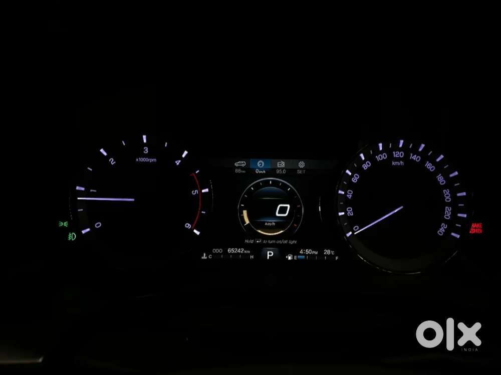 Mahindra Alturas G4 4wd At, 2019, Diesel