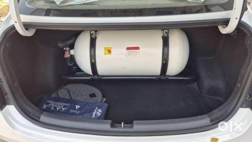 Hyundai Aura Sx 1.2 Cng, 2025, Cng & Hybrids