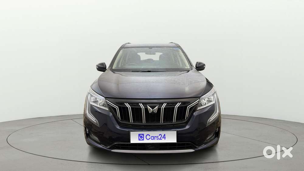 Mahindra Xuv700 2.2 Ax 3 Diesel At 5 Str, 2022, Petrol