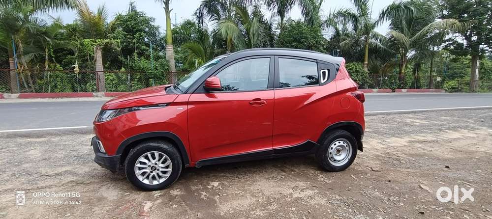 Mahindra Kuv 100 G80 K8 Dual Tone, 2017, Diesel