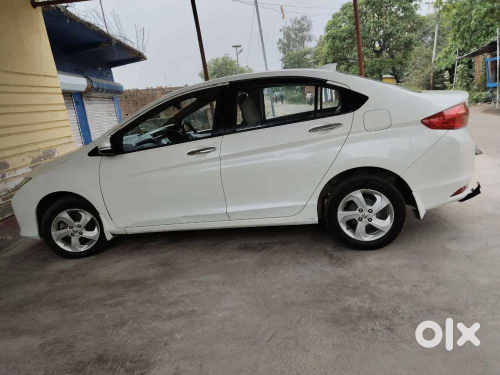 Honda City Hybrid Ehev 2016 Diesel 133000 Km Driven