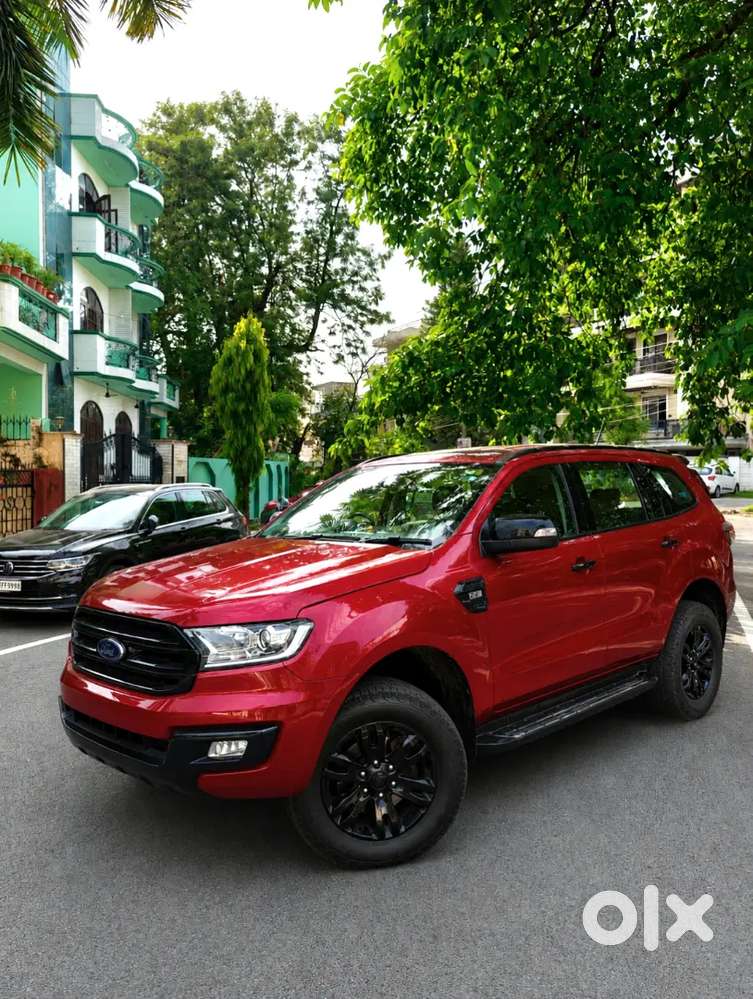 2017 Ford Endeavour 3.2 Trend At  ₹6+ Lakh Worth Premium Modification