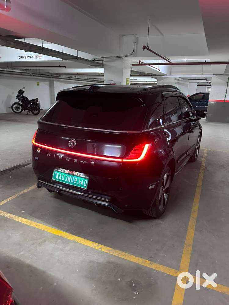 Mg Windsor Ev 2024 Km Driven For 15 Lakhs