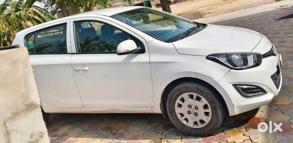 Hyundai I20 2013 Diesel 140000 Km Driven