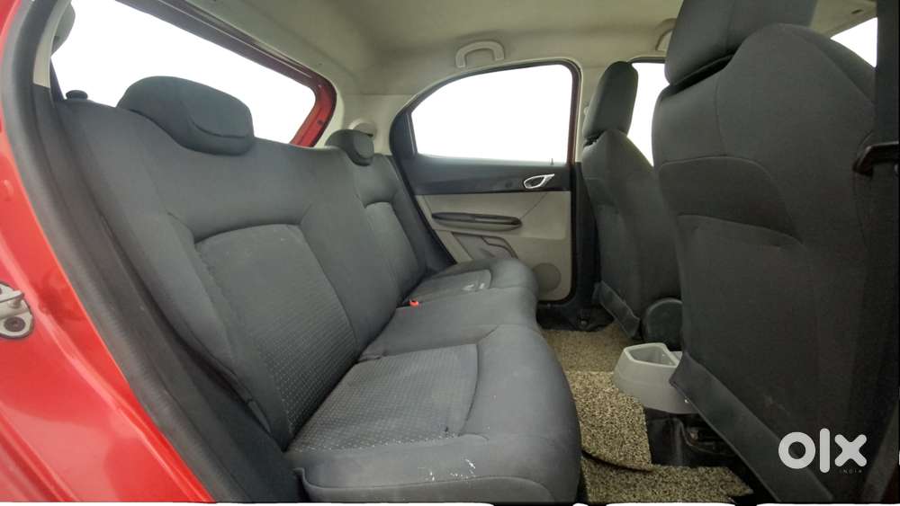 Tata Tiago 1.2 Revotron Xz, 2017, Petrol