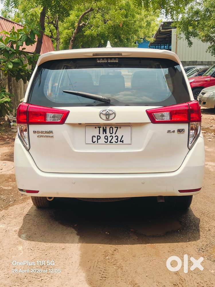 Toyota Innova Crysta 2.4 V 7 Str, 2018, Diesel