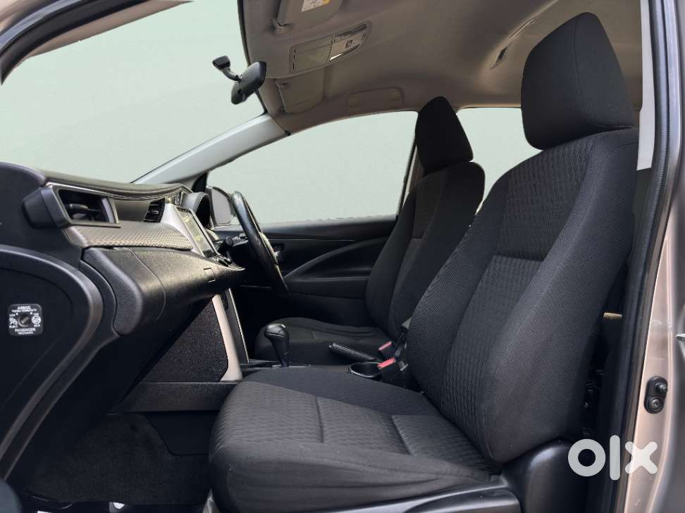 Toyota Innova Crysta 2.8 Gx At 8 Seater, 2018, Diesel