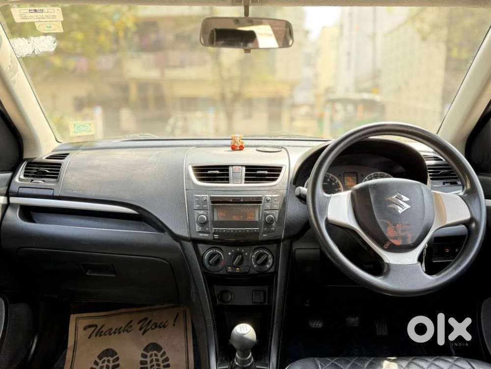 Maruti Suzuki Swift Vxi + Manual, 2017, Petrol