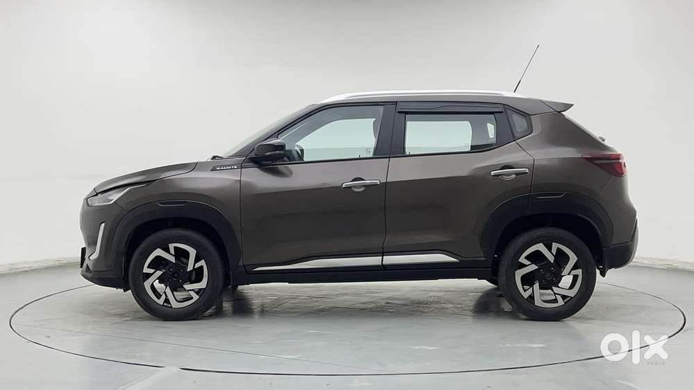 Nissan Magnite 1.0 Xv Turbo Cvt, 2022, Petrol
