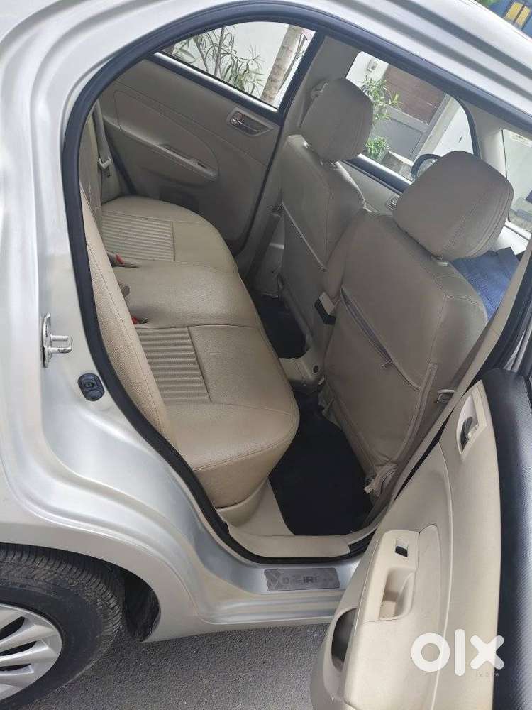 Maruti Suzuki Swift Dzire Vxi(o) Amt, 2016, Petrol