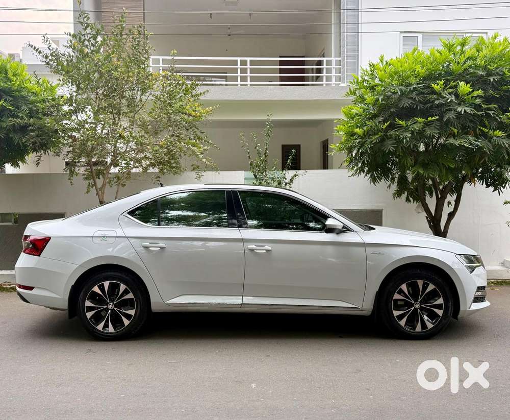 Skoda Superb 2.0 L&k Tsi At, 2020, Petrol