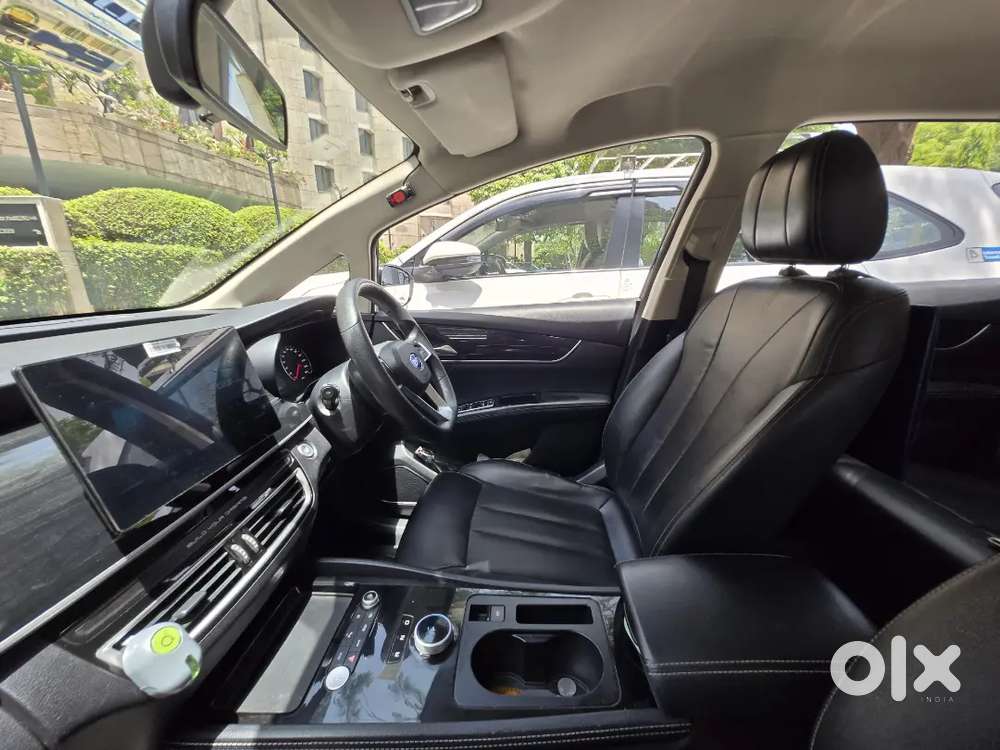 Byd E6 2024 Electric Under Warranty - All India Transfer Available