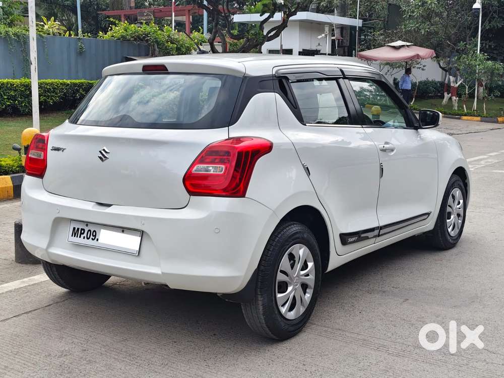 Maruti Suzuki Swift Vxi + Manual, 2018, Petrol