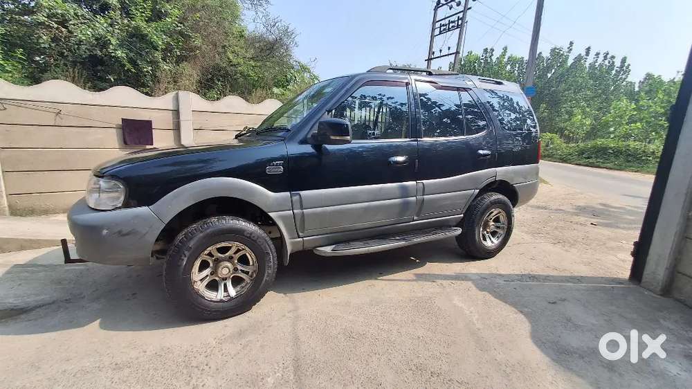 Tata Safari 2012