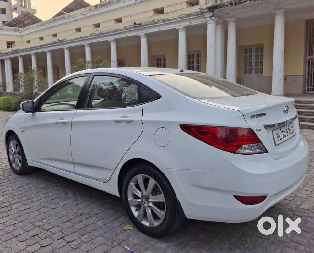 Hyundai Verna 1.6 Sx Vtvt, 2013, Petrol