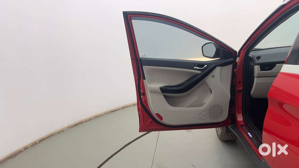 Tata Nexon 1.2 Revotron Xz Plus Dual Tone, 2020, Petrol
