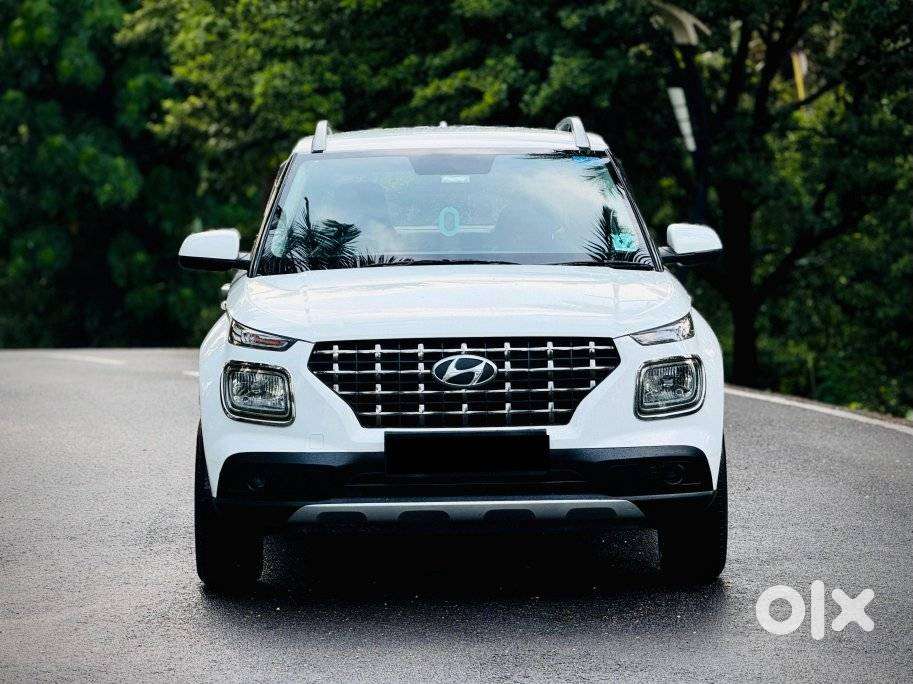 Hyundai Venue 1.2 S Plus, 2020, Petrol