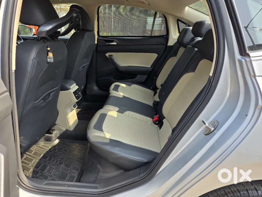 Skoda Slavia Style 1.0l Tsi At, 2023, Petrol