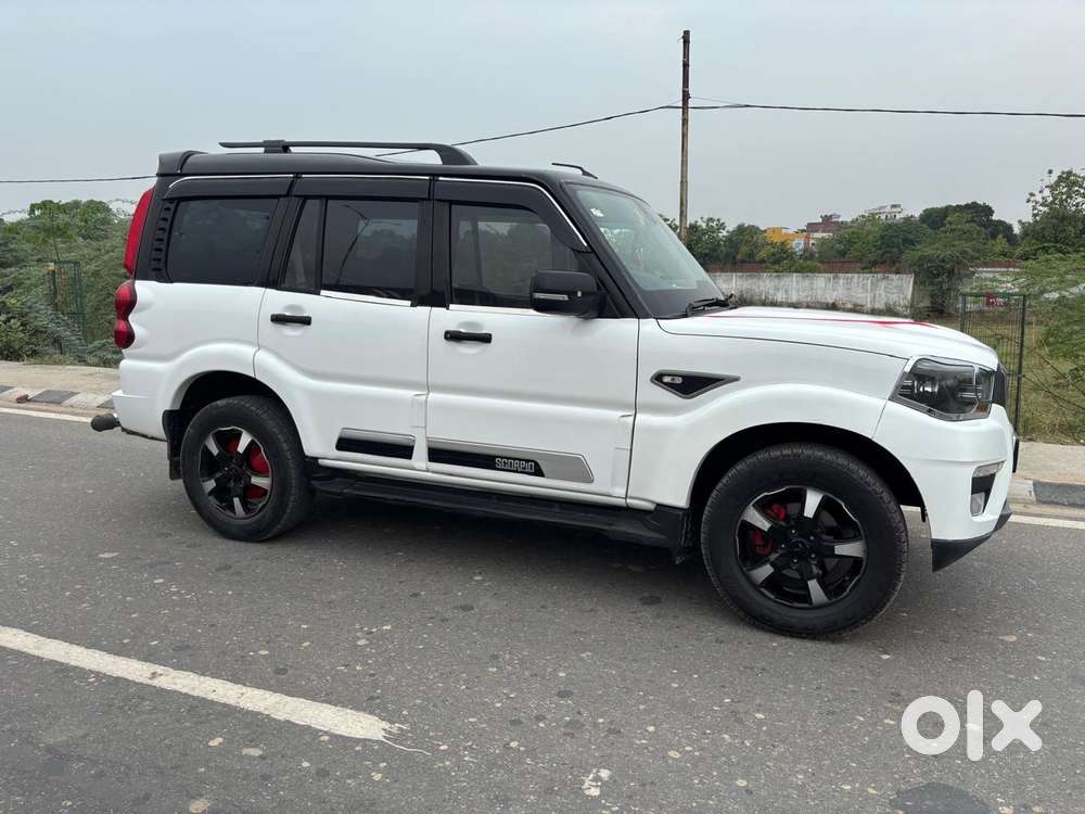 Mahindra Scorpio Classic 2.2 S Mt 7 Str, 2017, Diesel