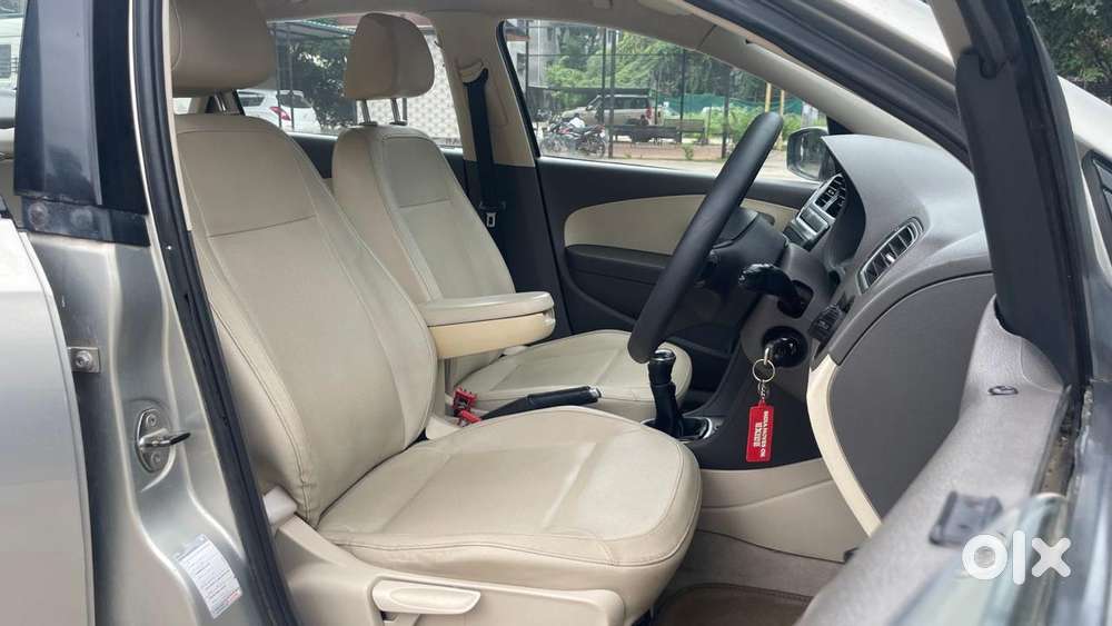 Volkswagen Vento 2010-2013 Petrol Highline, 2012, Petrol