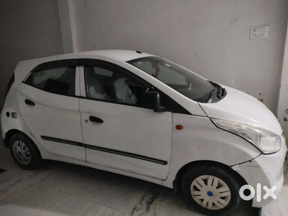 Hyundai Eon Era 2014 Petrol + Lpg Company Pass