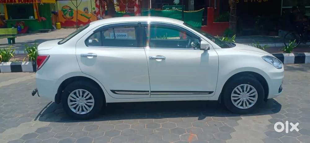 Maruti Suzuki Dzire 2023 Cng & Hybrids 125000 Km Driven