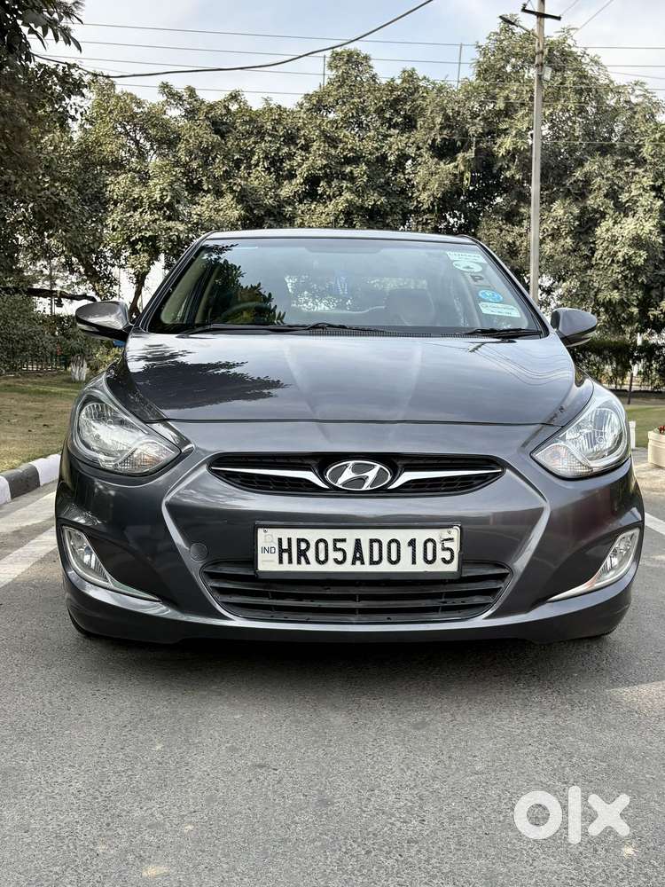 Hyundai Fluidic Verna 1.6 Vtvt Sx, 2011, Petrol